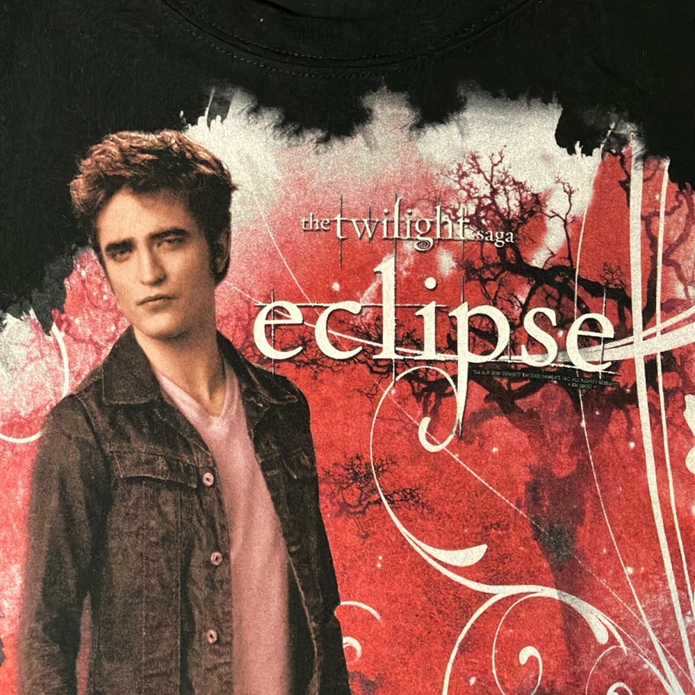Twilight Eclipse Edward Cullen Shirt